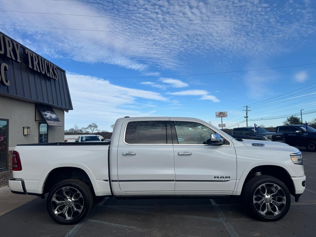 RAM 1500 4WD Crew Cab 149" Limited 2019