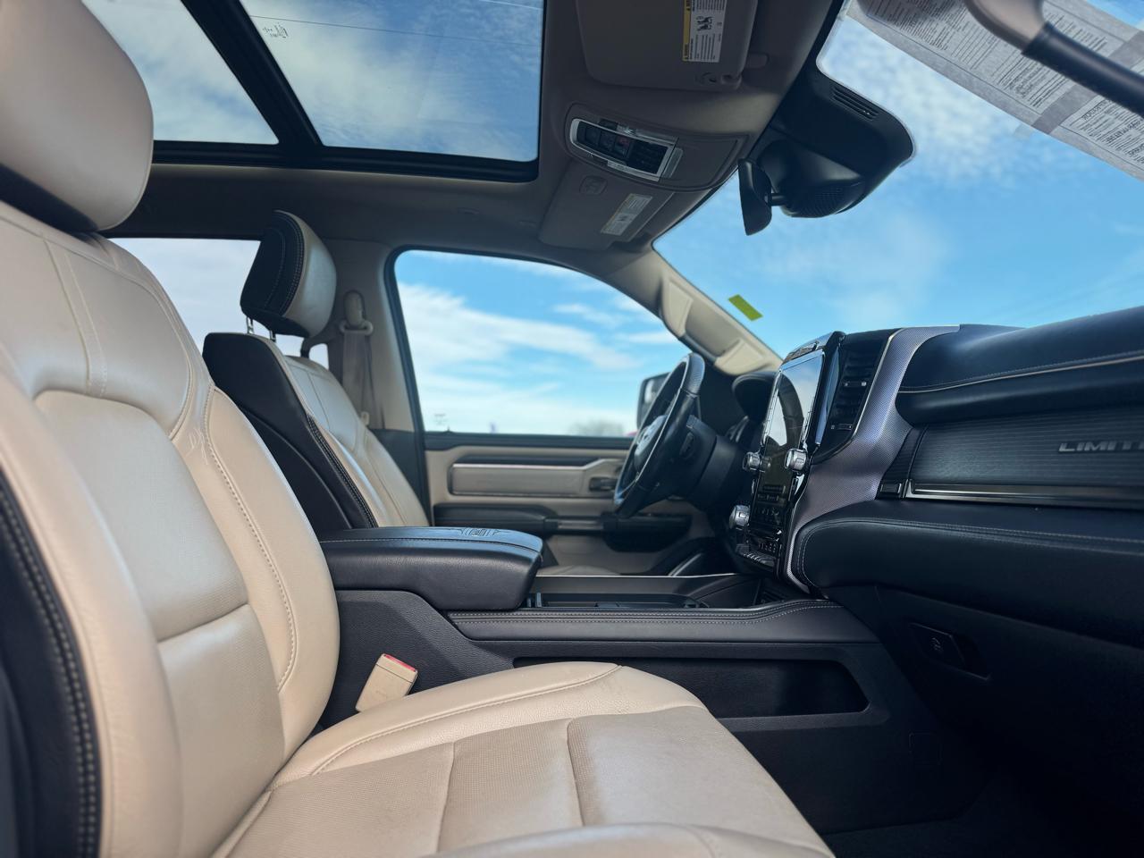 RAM 1500 4WD Crew Cab 149" Limited 2019