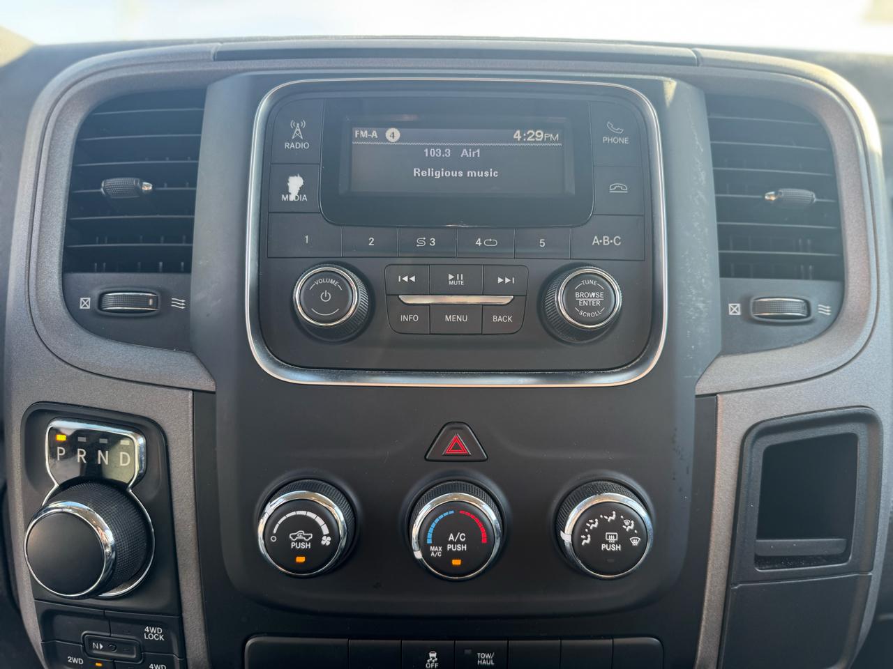 RAM 1500 Classic Tradesman Crew Cab SWB 4WD 2019