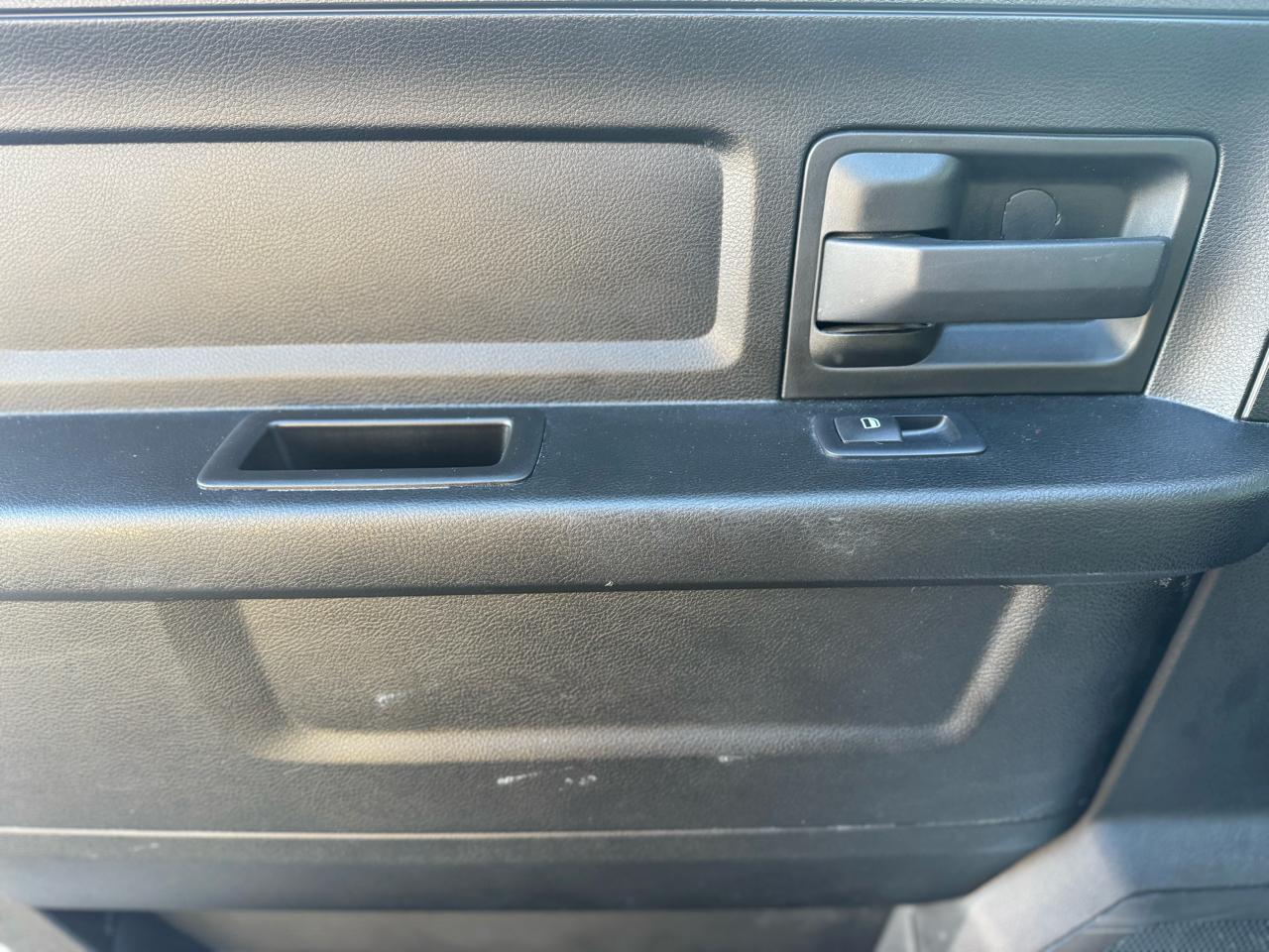 RAM 1500 Classic Tradesman Crew Cab SWB 4WD 2019