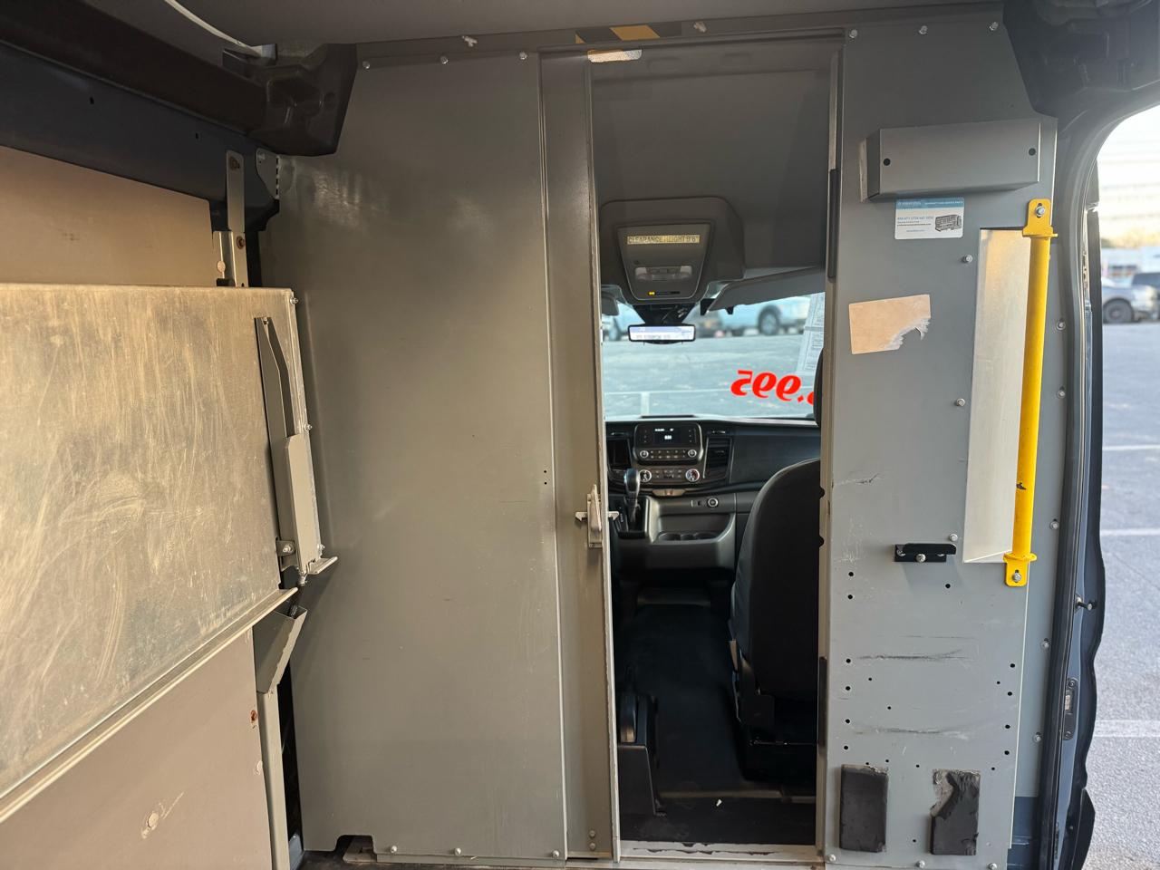 Ford Transit 250 Van High Roof w/Sliding Pass. 148-in. WB EL 2020