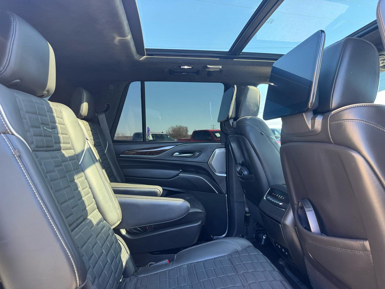 Cadillac Escalade Sport Platinum AWD 2022