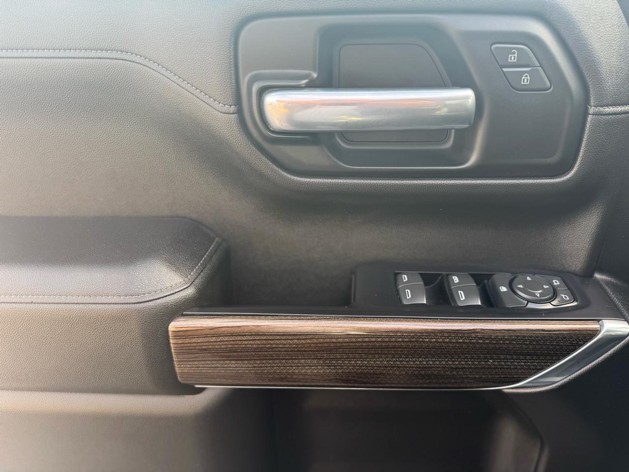 Chevrolet Silverado 1500 RST Crew Cab 4WD 2019