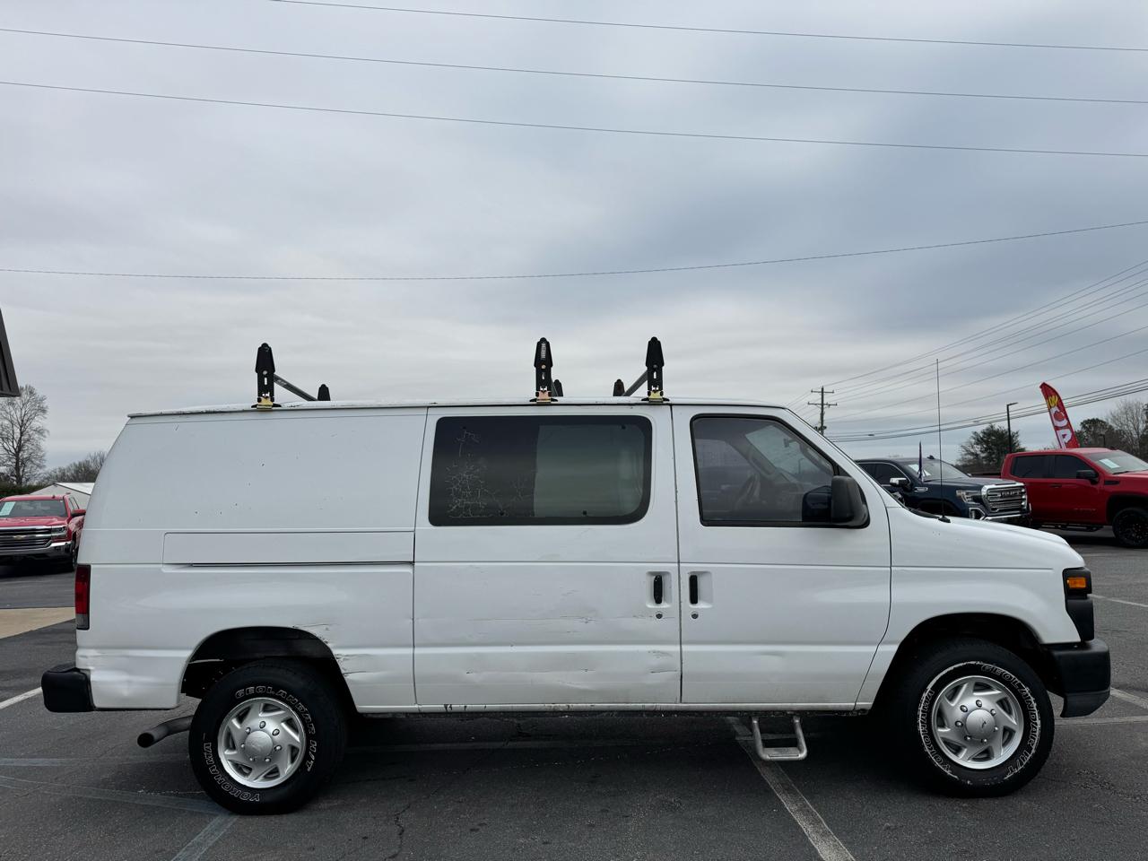 Ford Econoline E-350 Super Duty 2010