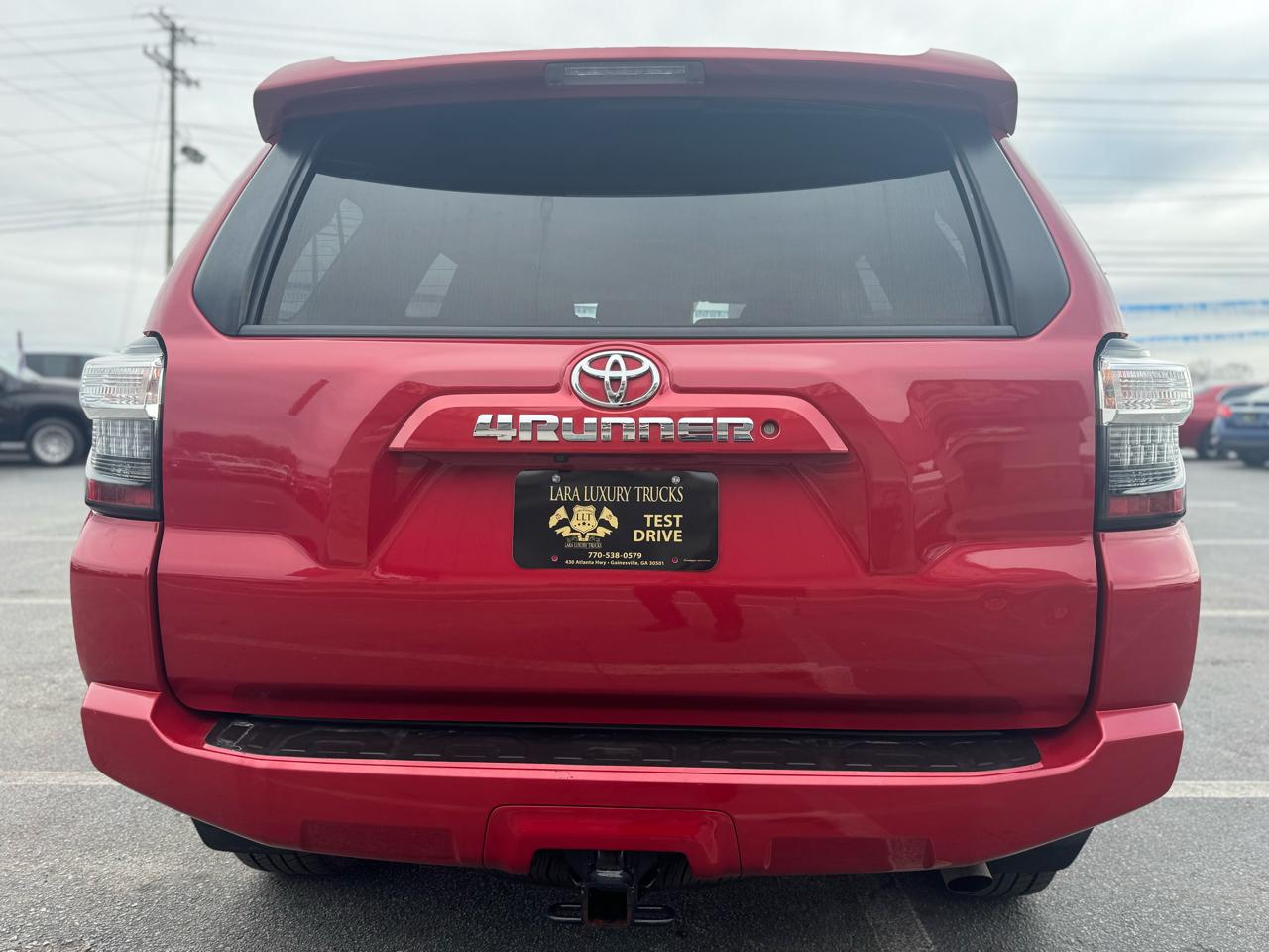 Toyota 4Runner SR5 2WD 2020