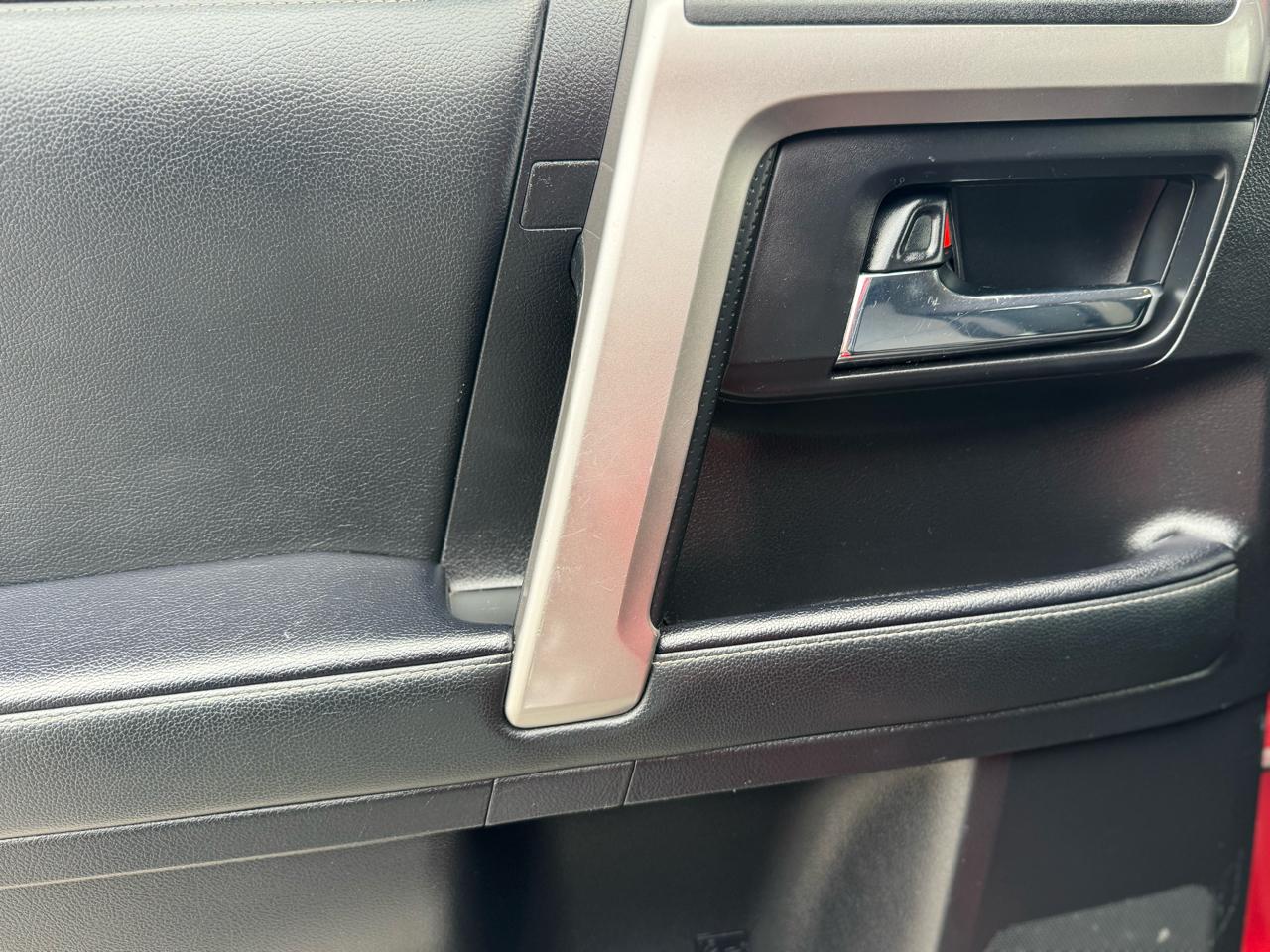 Toyota 4Runner SR5 2WD 2020