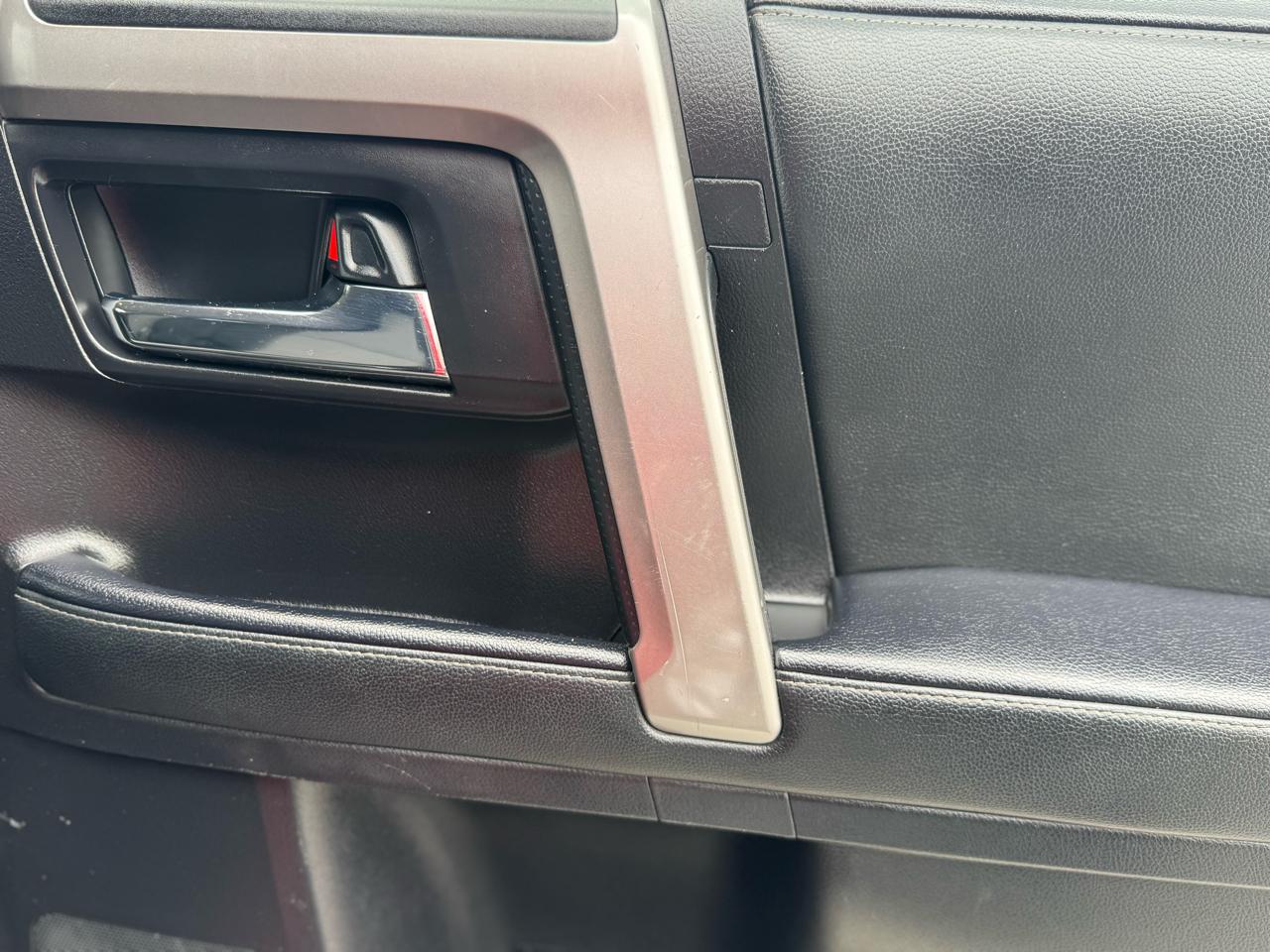 Toyota 4Runner SR5 2WD 2020