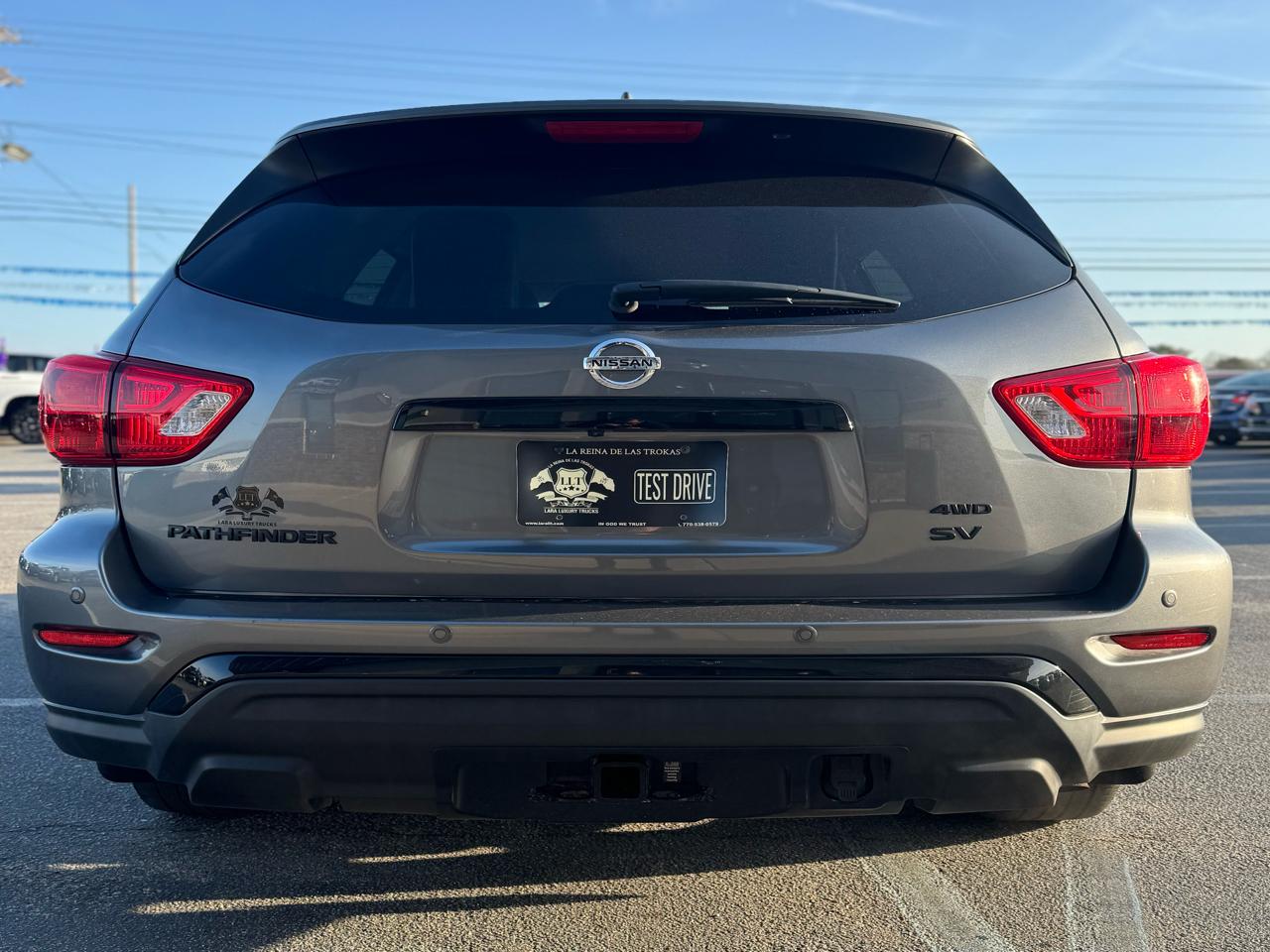 Nissan Pathfinder SV 4WD 2020