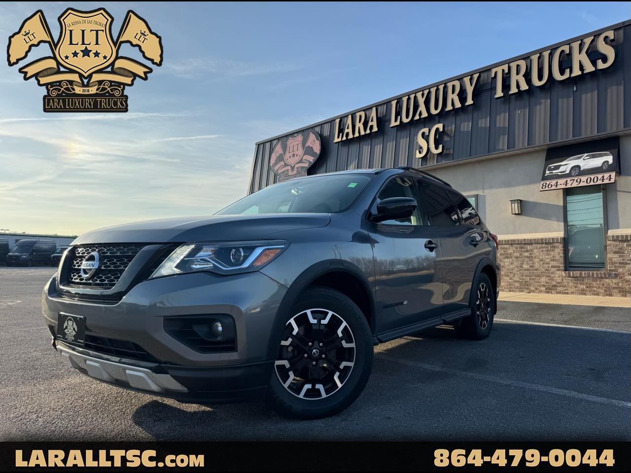 Nissan Pathfinder SV 4WD 2020