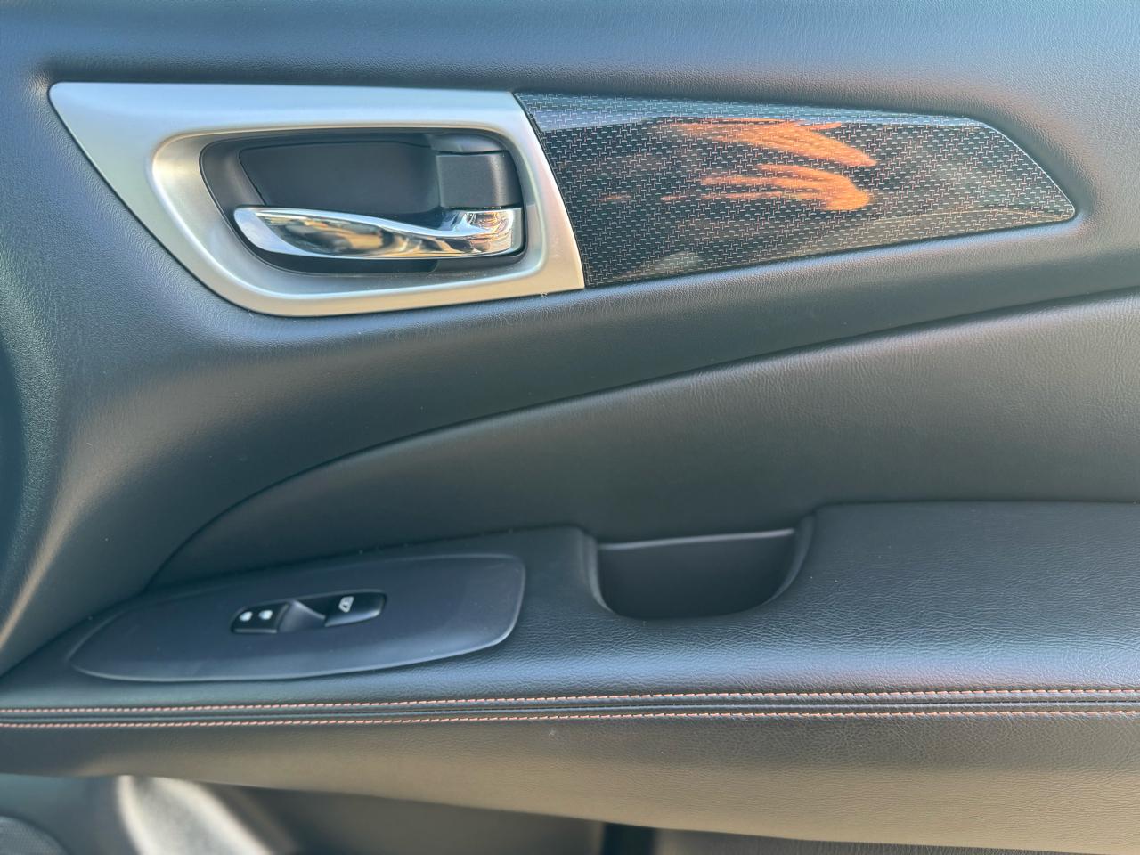 Nissan Pathfinder SV 4WD 2020