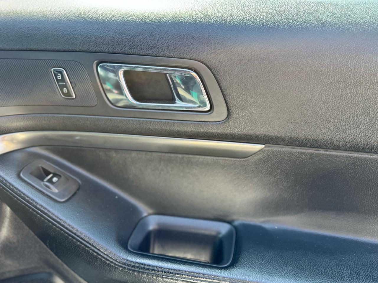 Ford Explorer Police 4WD 2015