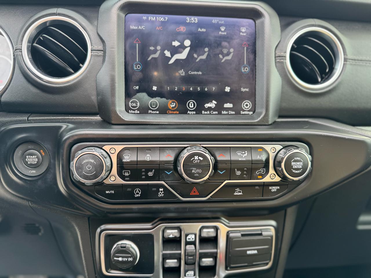 Jeep Wrangler Unlimited Sahara 2022