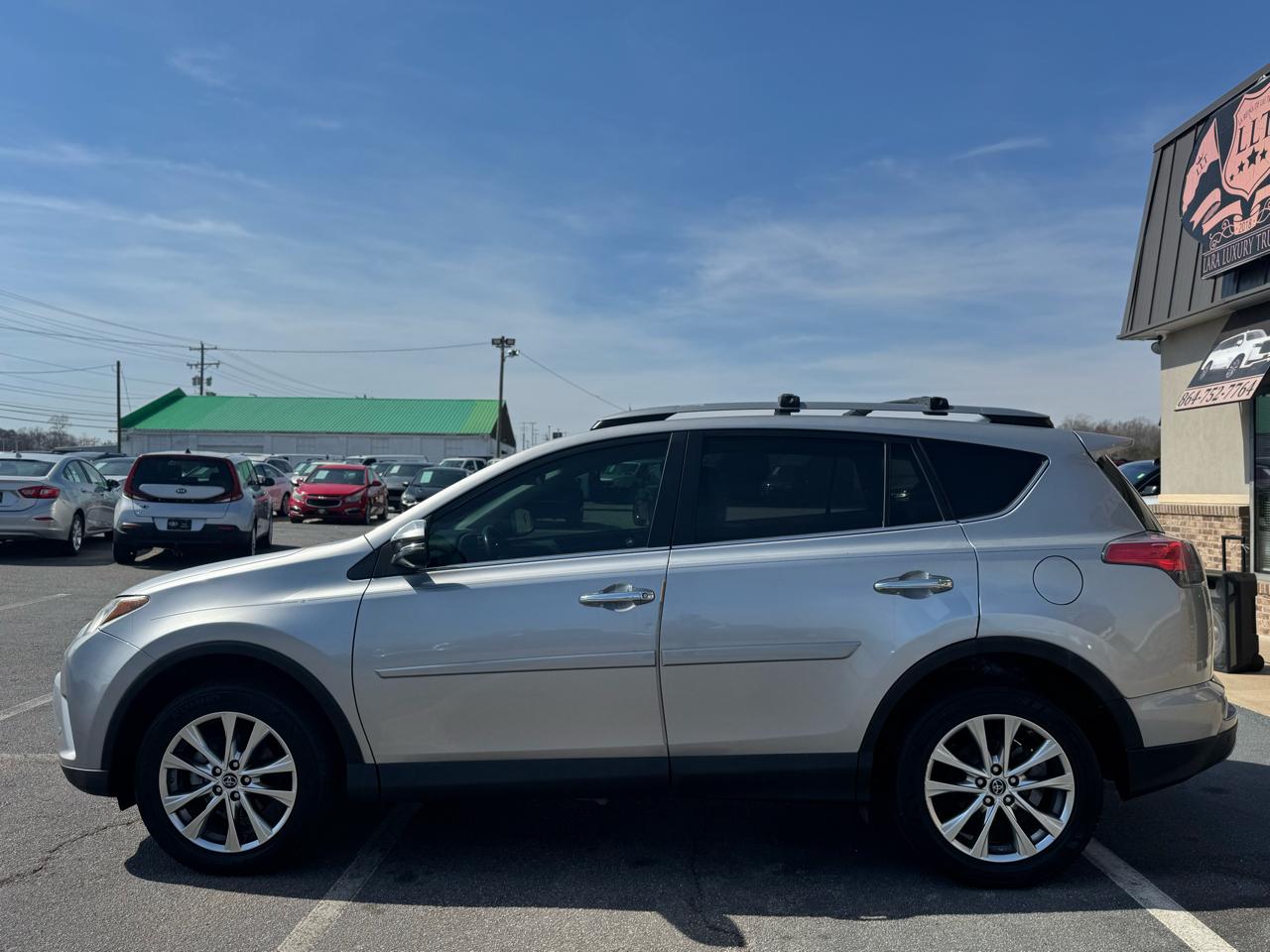 Toyota RAV4 Limited FWD 2018