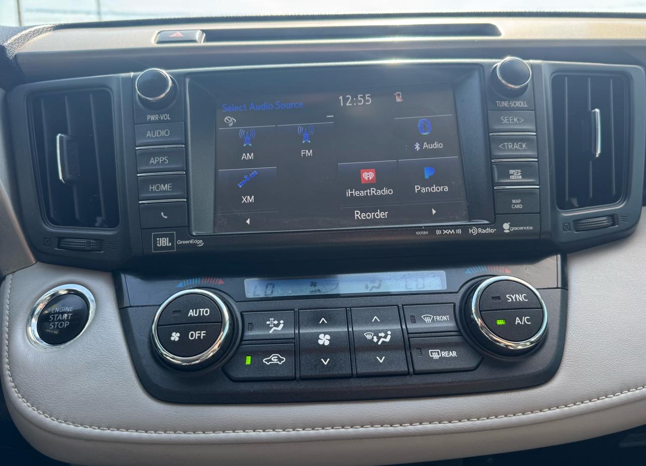 Toyota RAV4 Limited FWD 2018