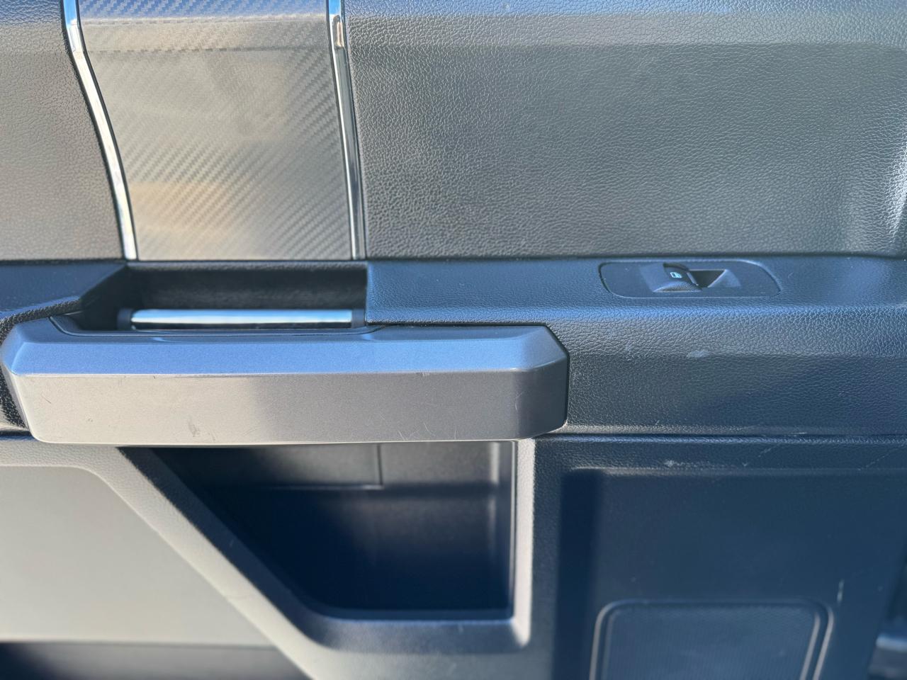 Ford F-150 2WD Reg Cab 145" XLT w/HD Payload Pkg 2020