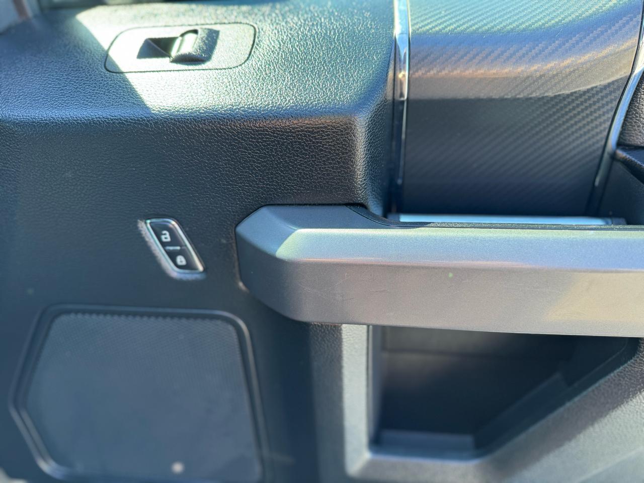 Ford F-150 2WD Reg Cab 145" XLT w/HD Payload Pkg 2020