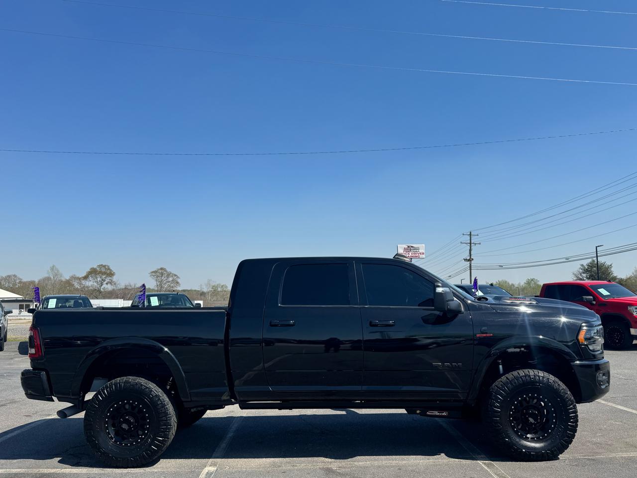 RAM 2500 Limited Mega Cab 4WD 2023