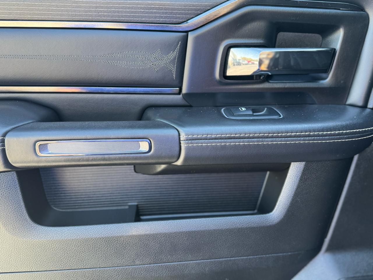 RAM 2500 Limited Mega Cab 4WD 2023