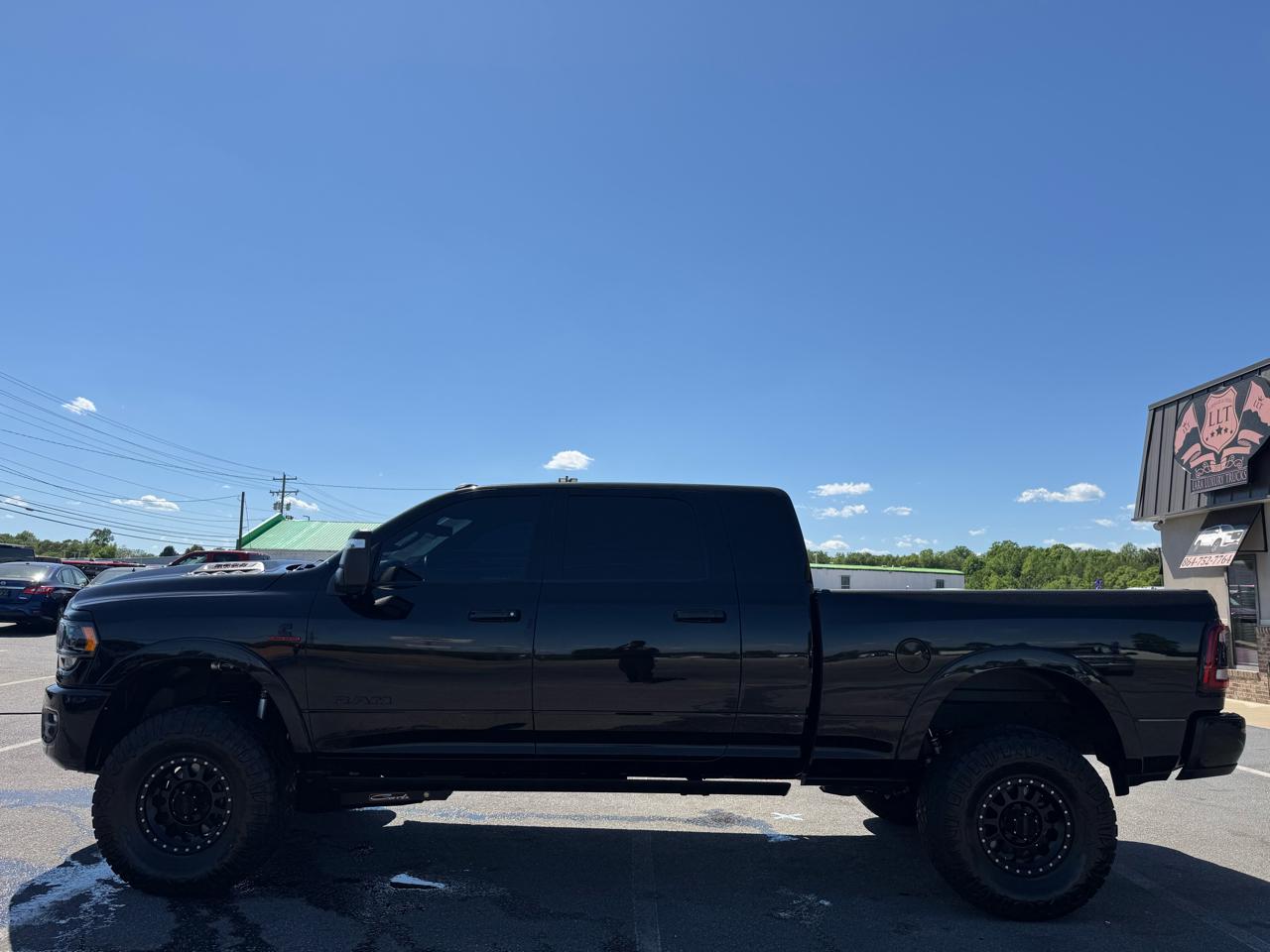 RAM 2500 Limited Mega Cab 4WD 2023