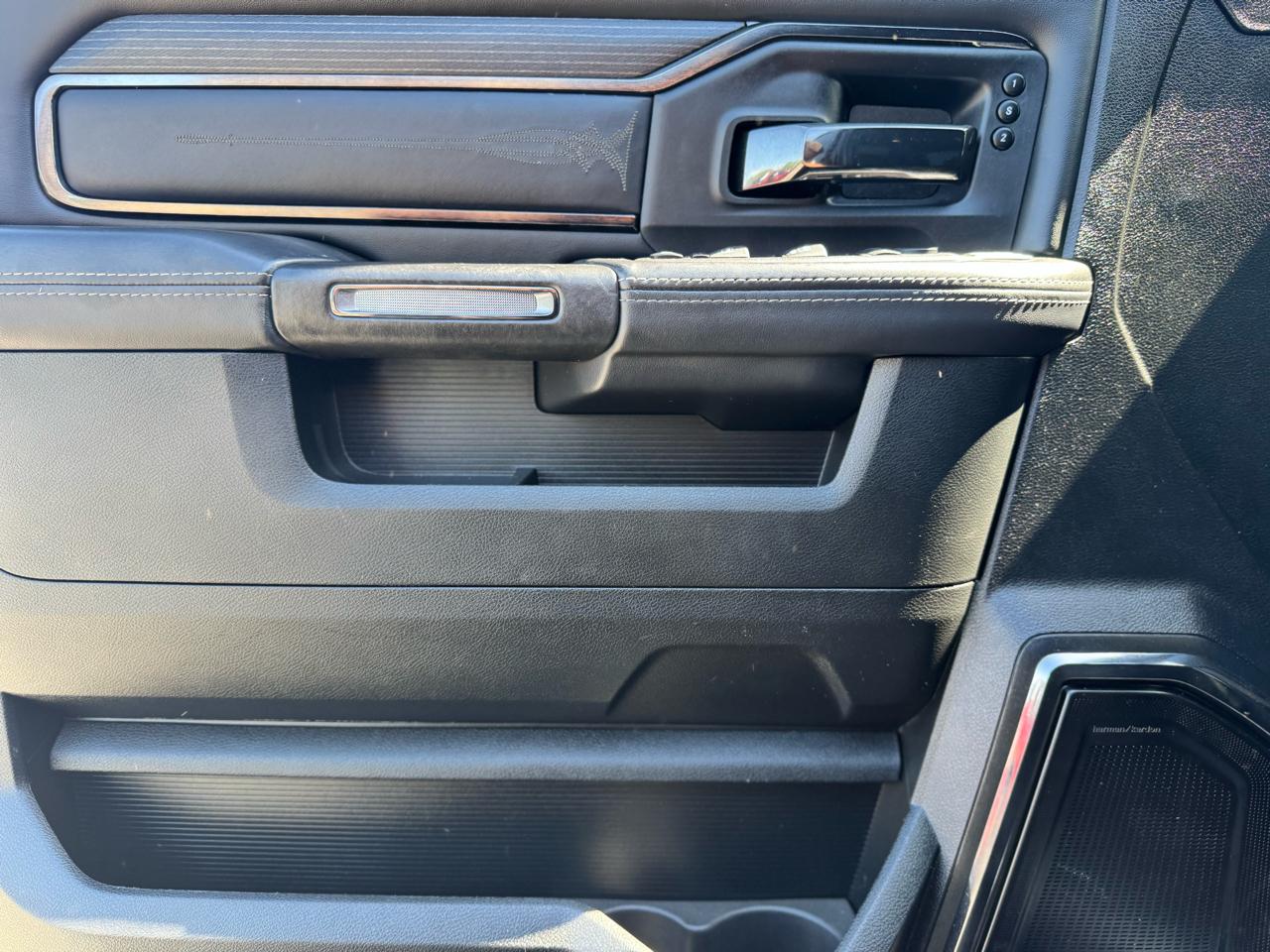RAM 2500 Limited Mega Cab 4WD 2023
