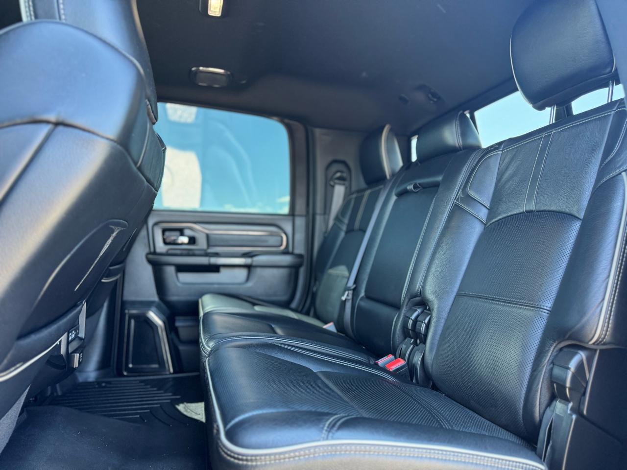 RAM 2500 Limited Mega Cab 4WD 2023