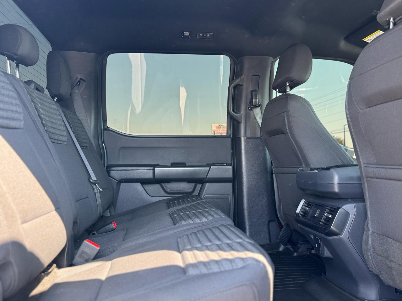 Ford F-150 4WD SuperCab 145" STX 2023