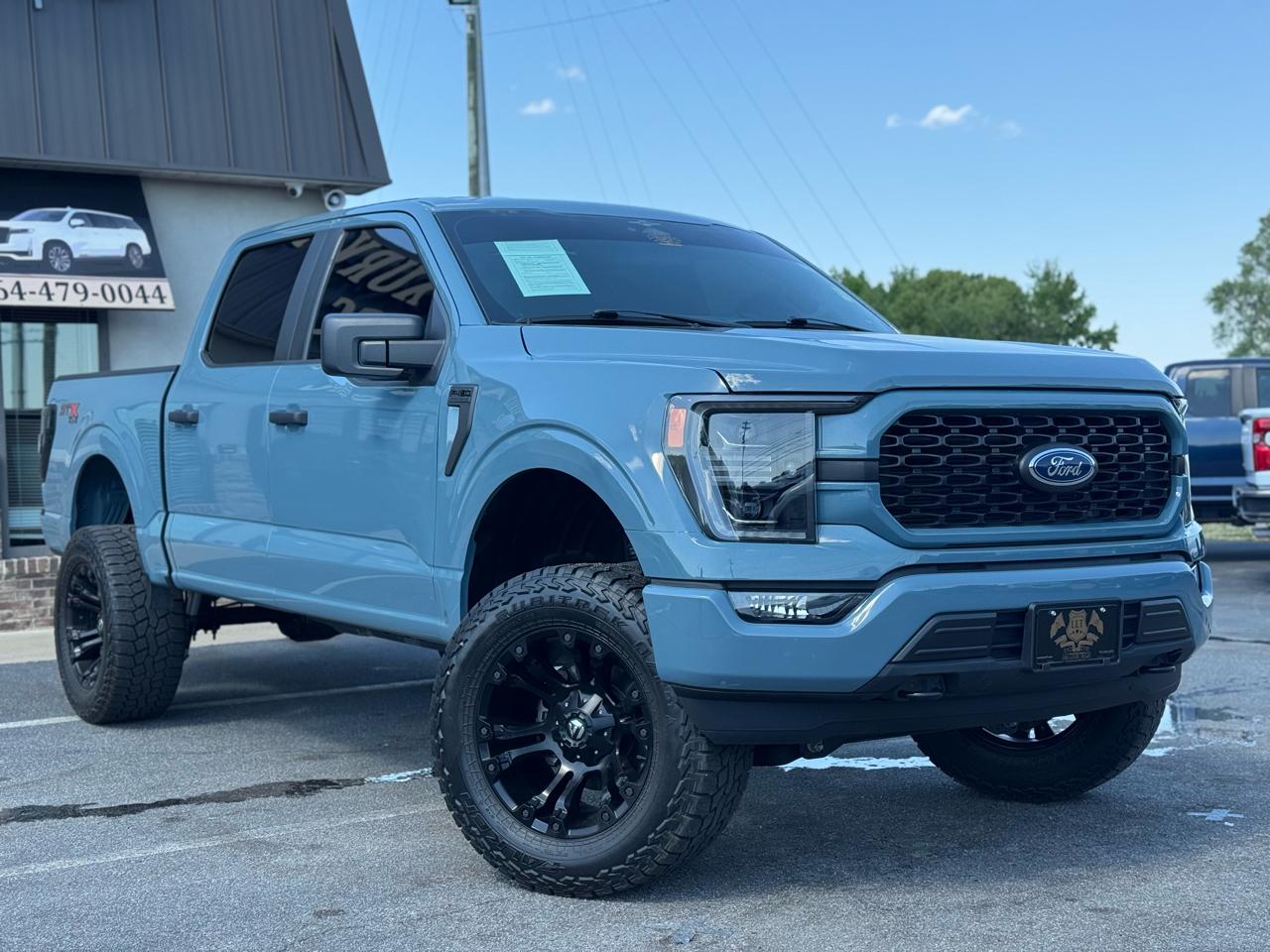 Ford F-150 4WD SuperCab 145" STX 2023