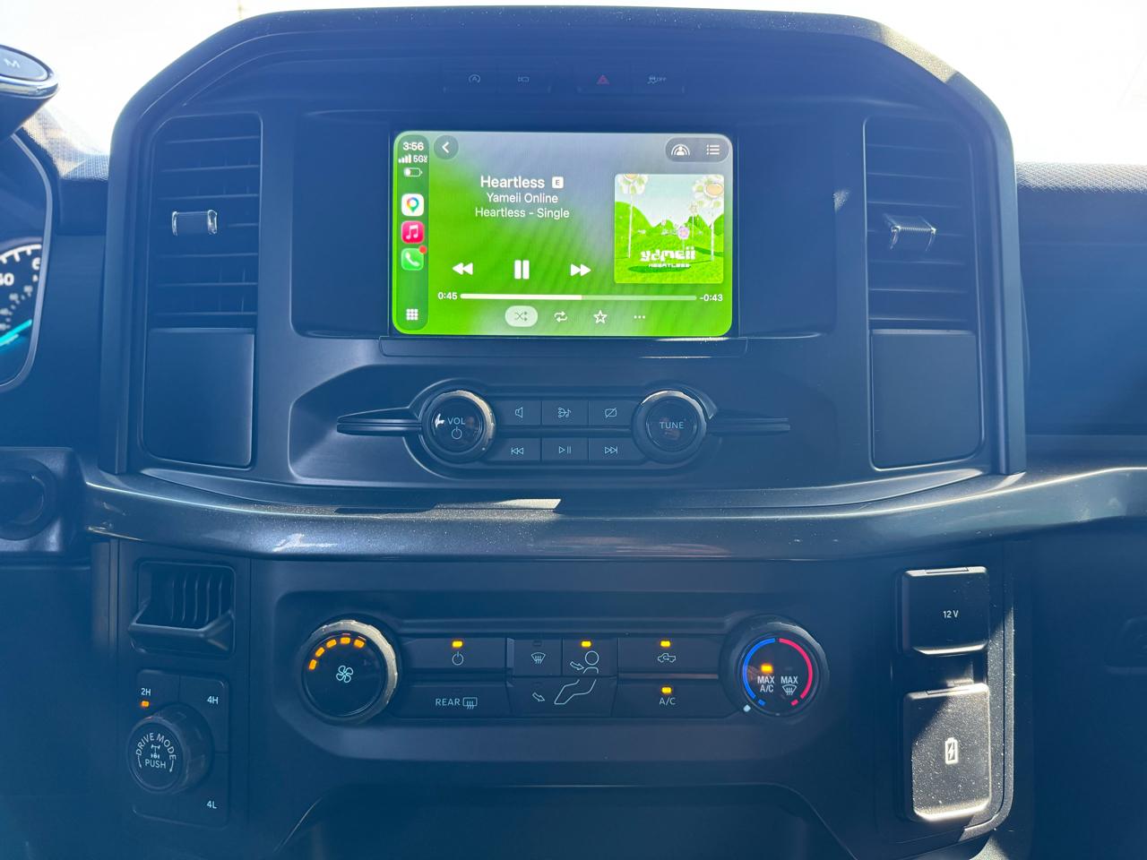 Ford F-150 4WD SuperCab 145" STX 2023