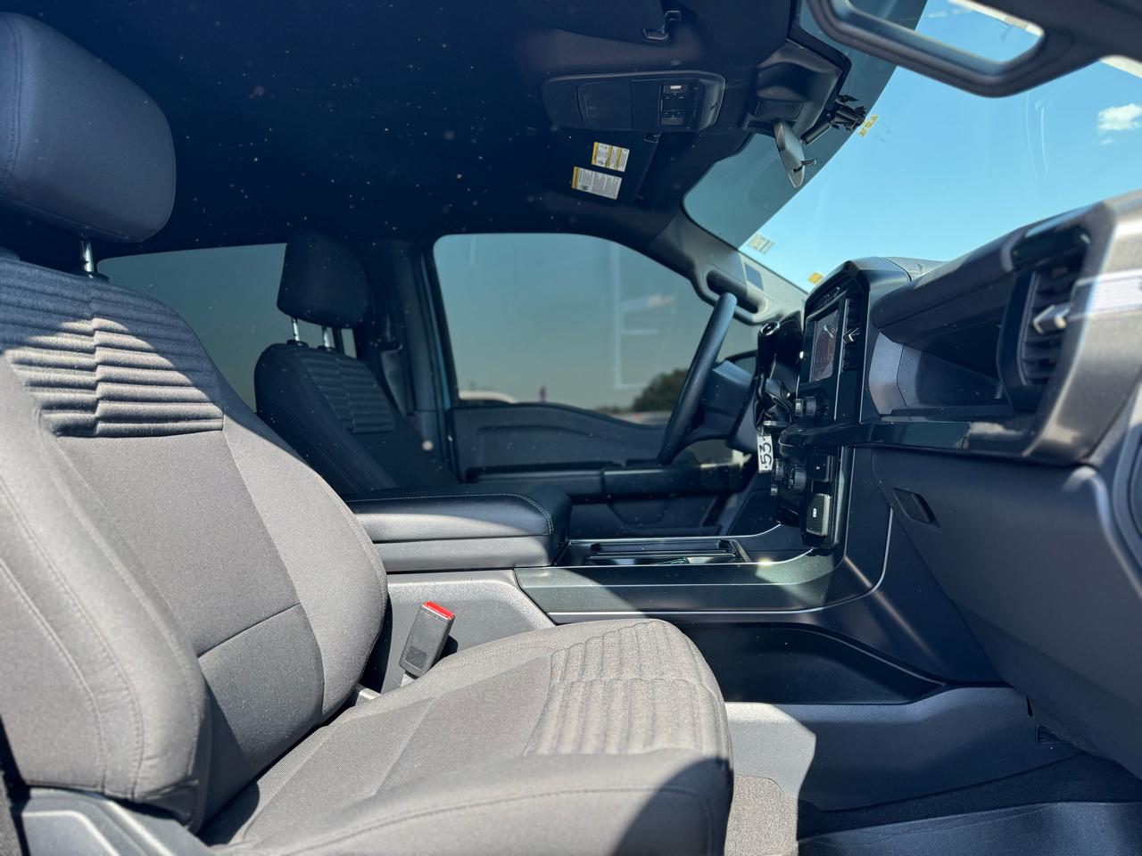 Ford F-150 4WD SuperCab 145" STX 2023