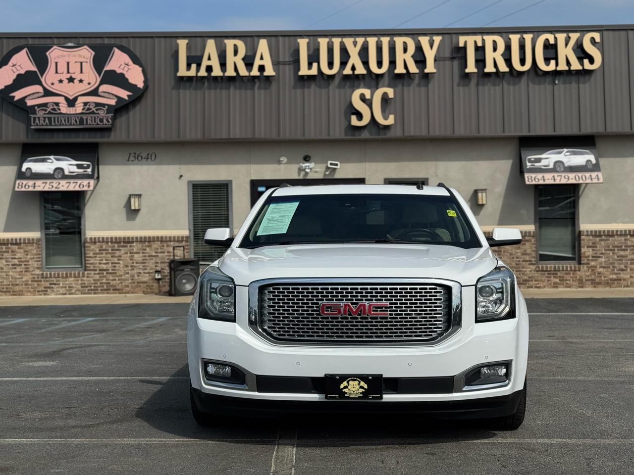 GMC Yukon Denali XL 4WD 2015