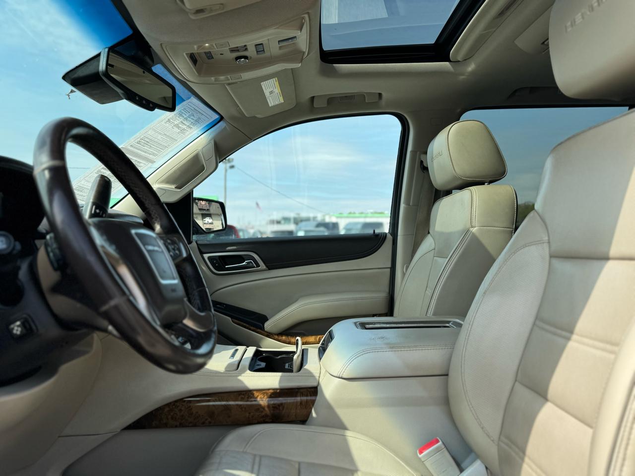 GMC Yukon Denali XL 4WD 2015