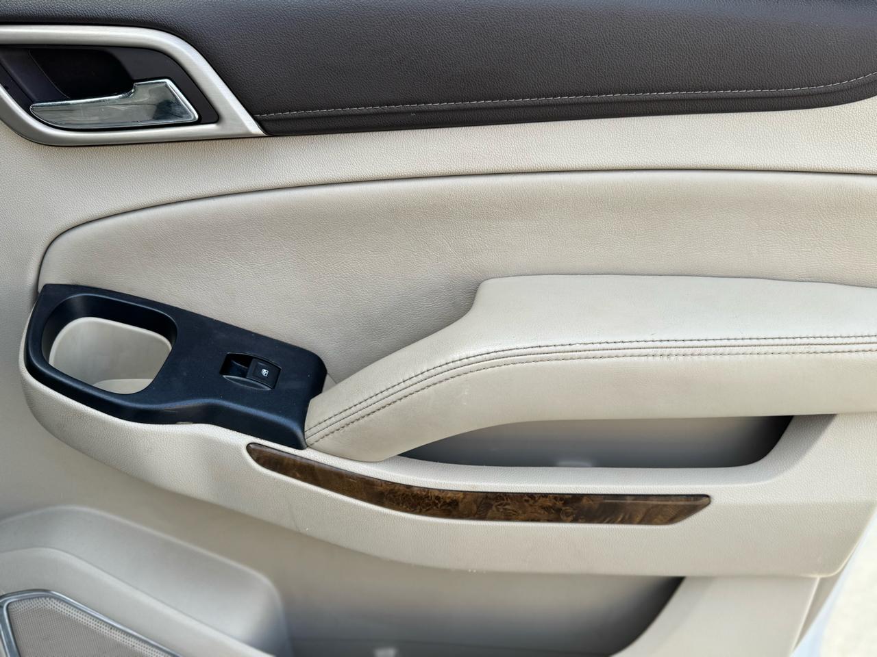 GMC Yukon Denali XL 4WD 2015