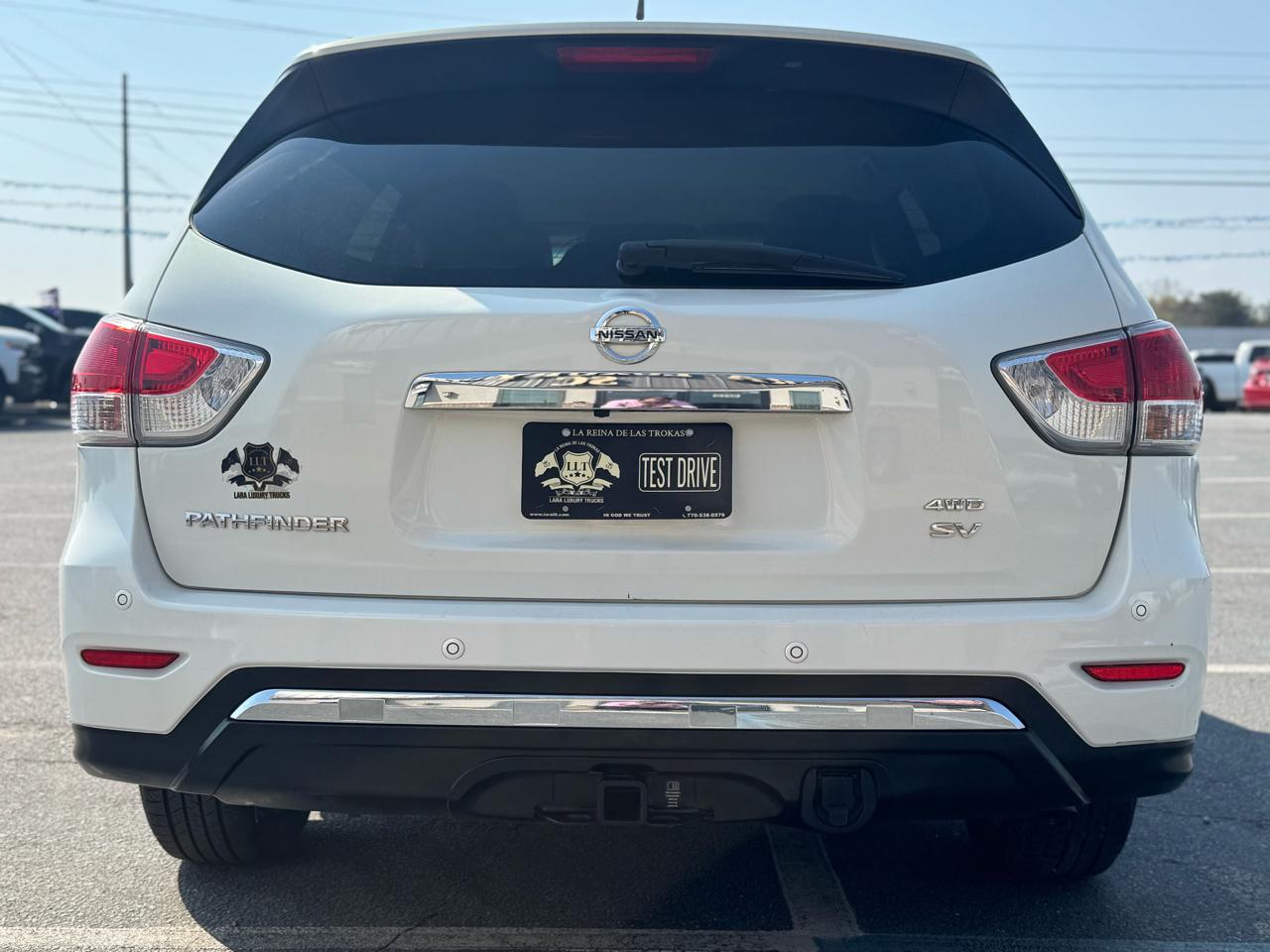 Nissan Pathfinder SV 4WD 2013