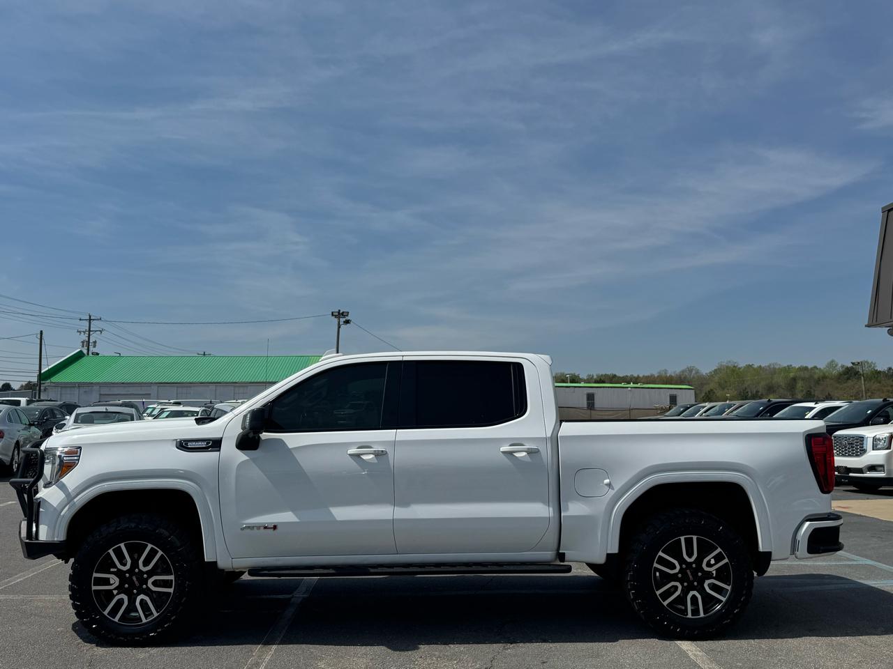 GMC Sierra 1500 AT4 Crew Cab Short Box 4WD 2021