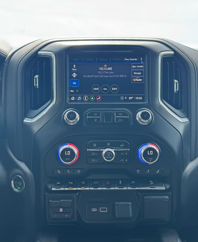 GMC Sierra 1500 AT4 Crew Cab Short Box 4WD 2021