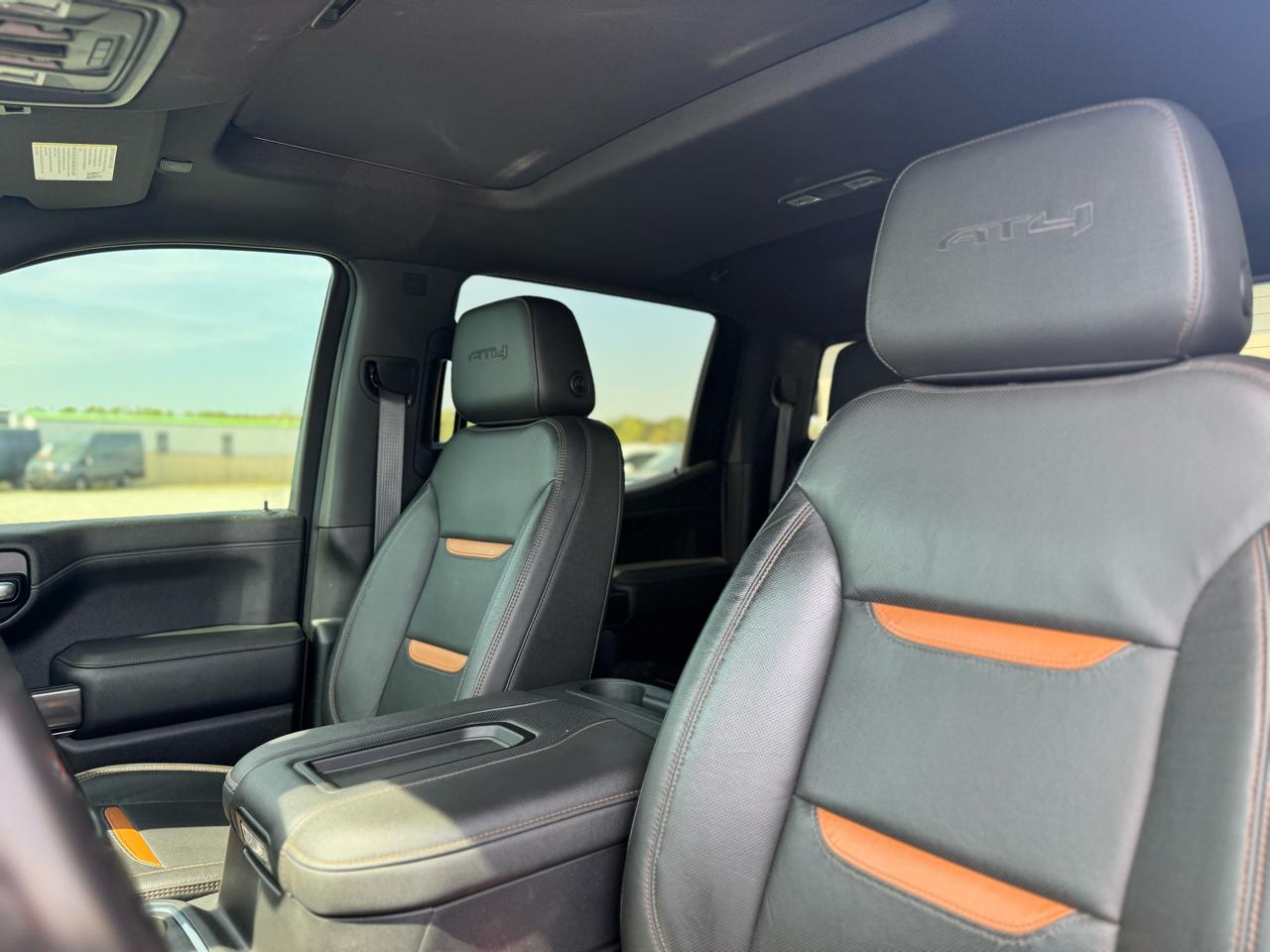 GMC Sierra 1500 AT4 Crew Cab Short Box 4WD 2021