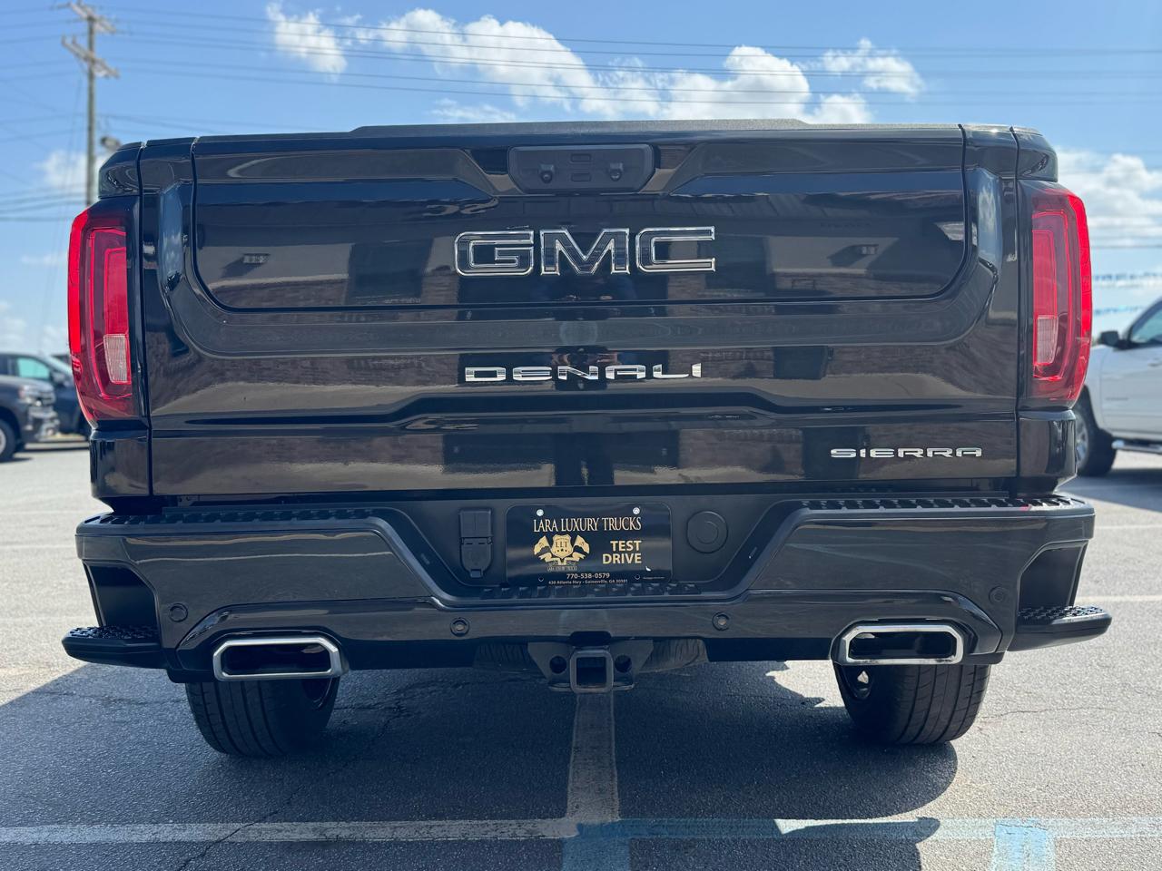 GMC Sierra 1500 Denali Ultimate Crew Cab 4WD 2024