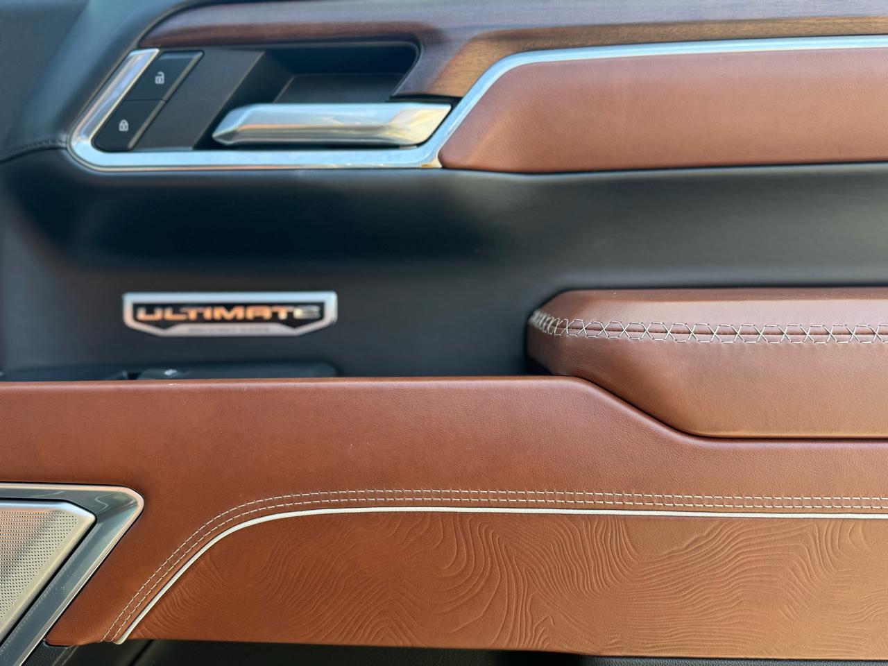 GMC Sierra 1500 Denali Ultimate Crew Cab 4WD 2024