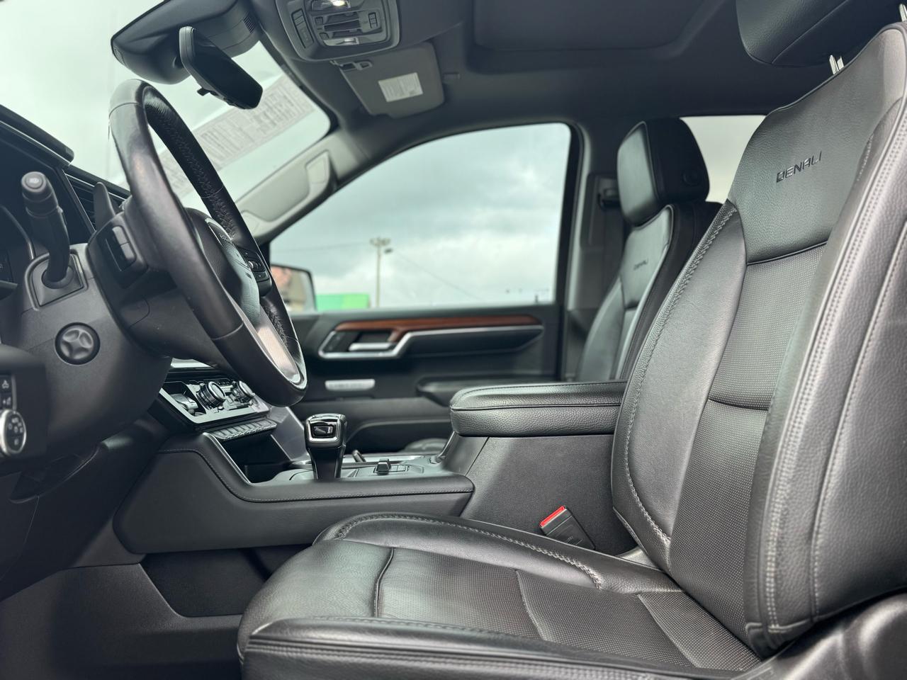 GMC Sierra 1500 Denali Crew Cab Short Box 4WD 2023