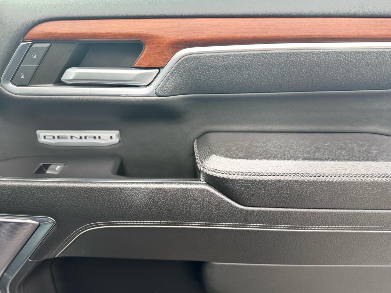 GMC Sierra 1500 Denali Crew Cab Short Box 4WD 2023