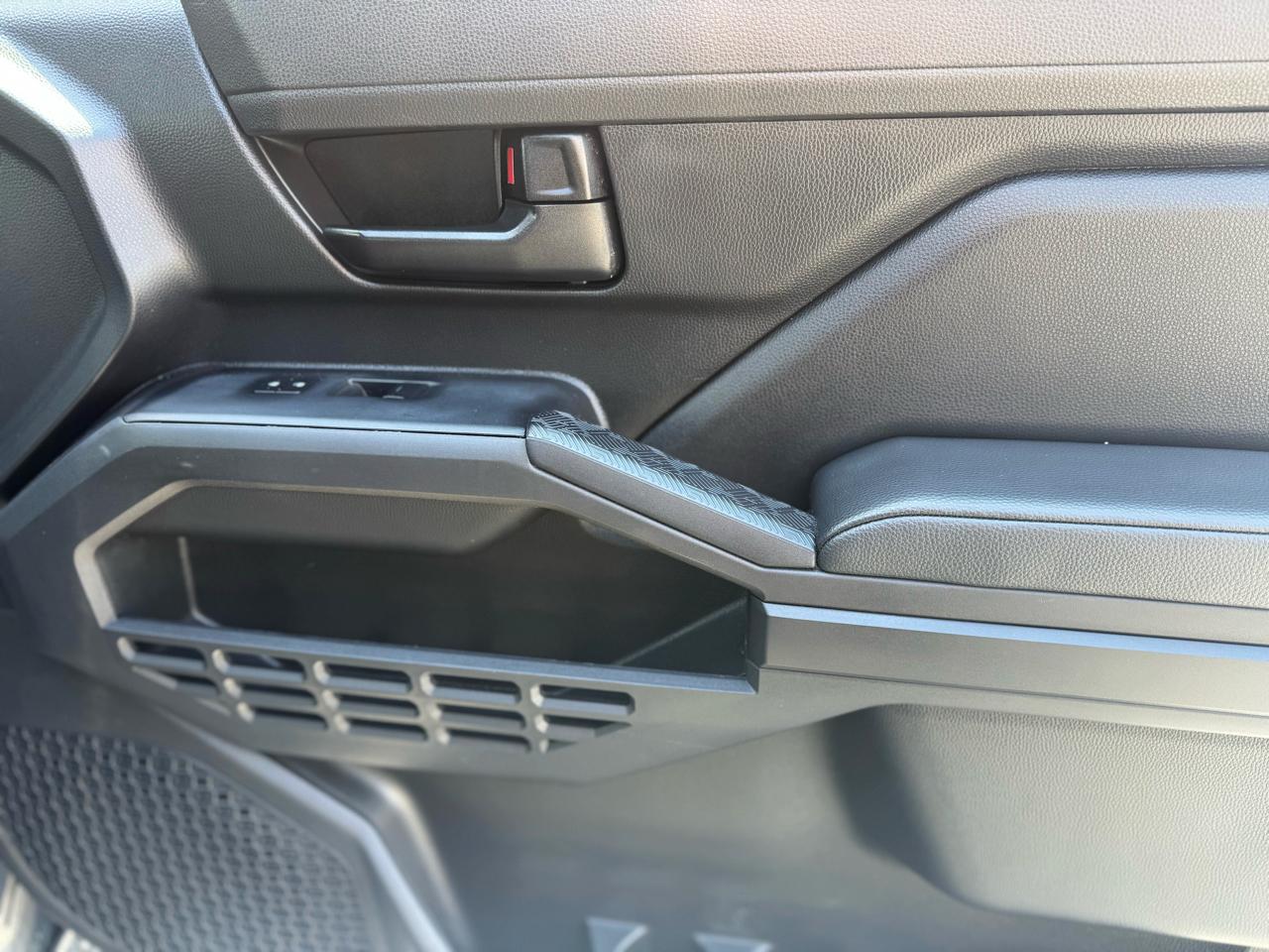 Toyota Tacoma SR Double Cab 4WD 2024