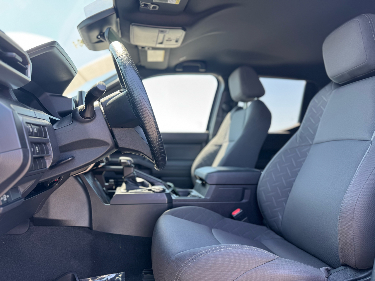 Toyota Tacoma SR Double Cab 4WD 2024