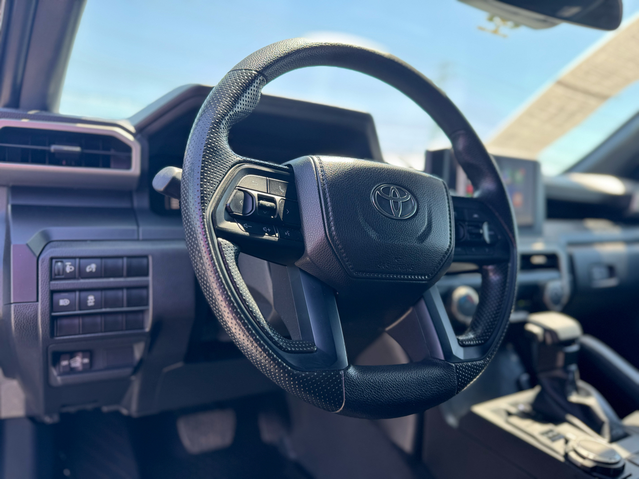 Toyota Tacoma SR Double Cab 4WD 2024