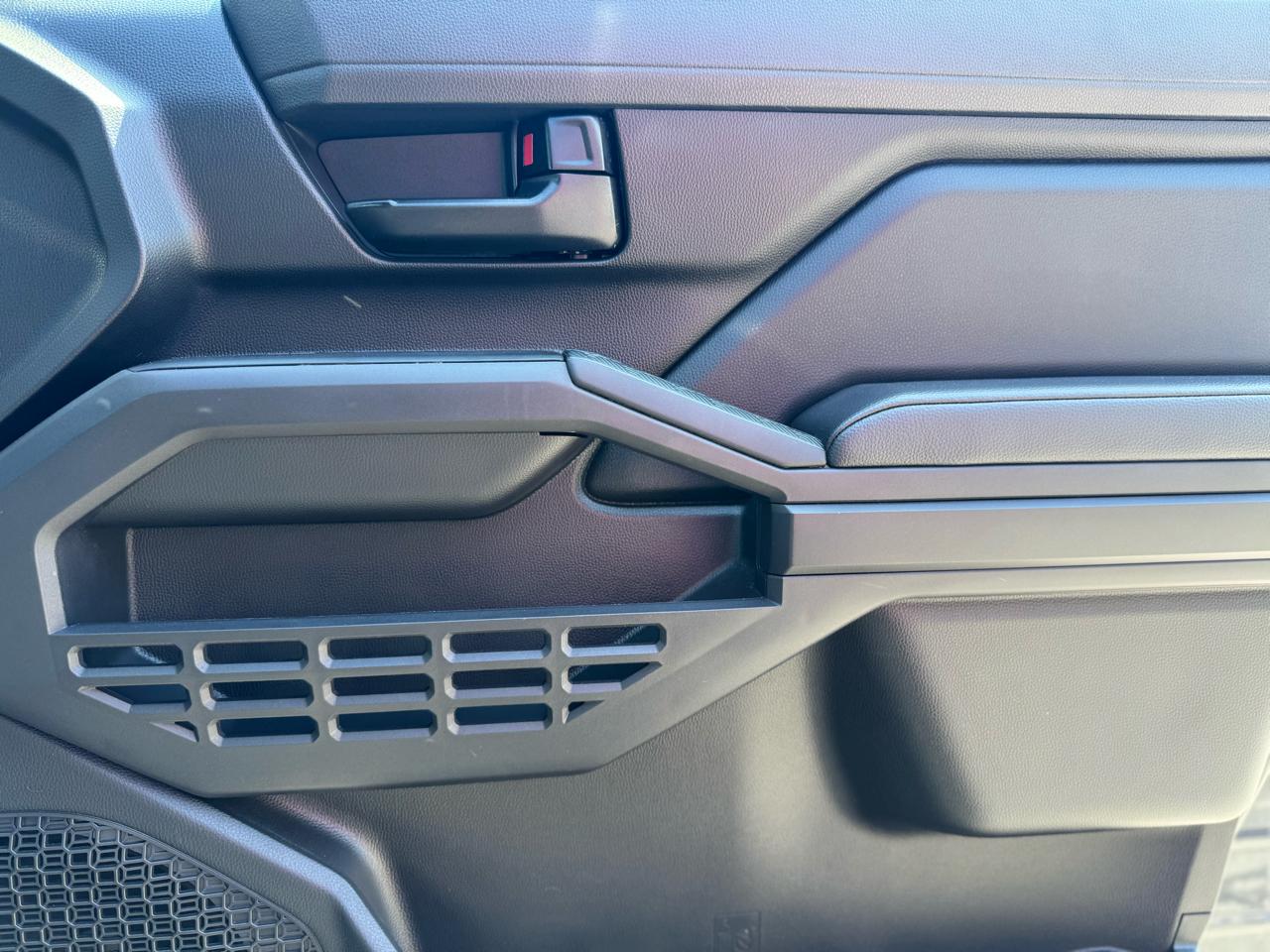 Toyota Tacoma SR Double Cab 4WD 2024