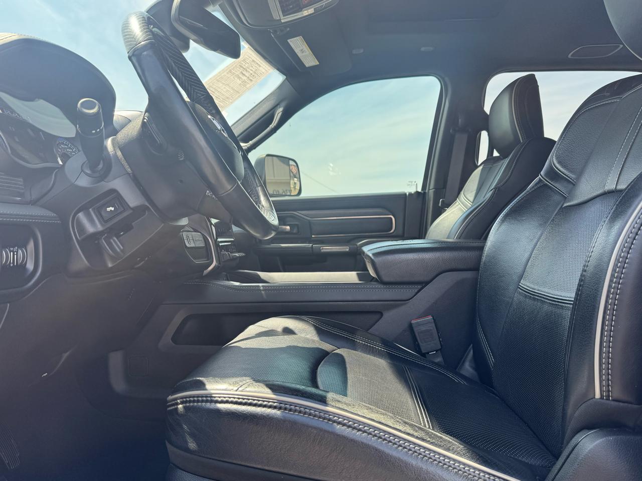 RAM 2500 Limited Crew Cab SWB 4WD 2020