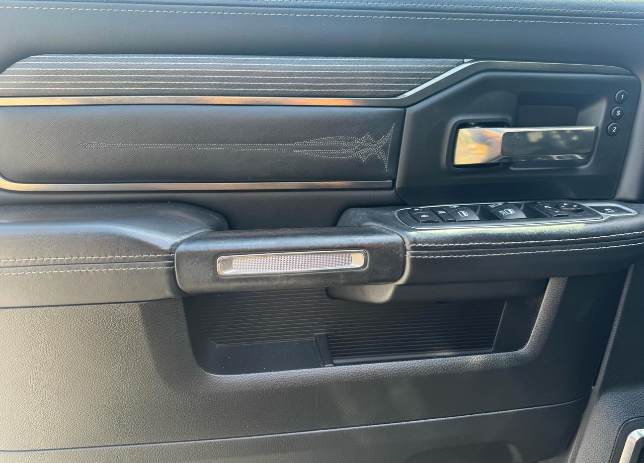 RAM 2500 Limited Crew Cab SWB 4WD 2020