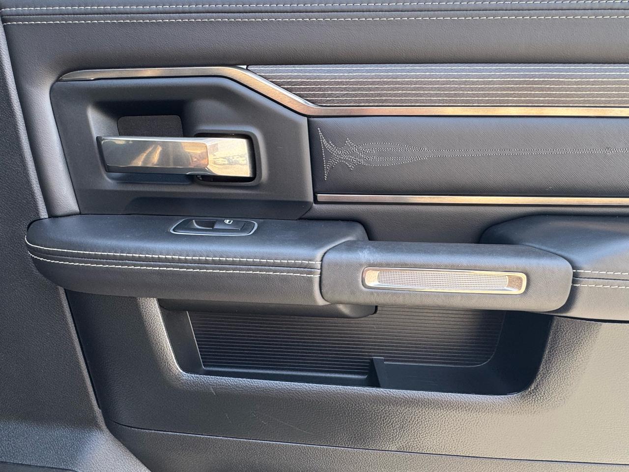 RAM 2500 Limited Crew Cab SWB 4WD 2020