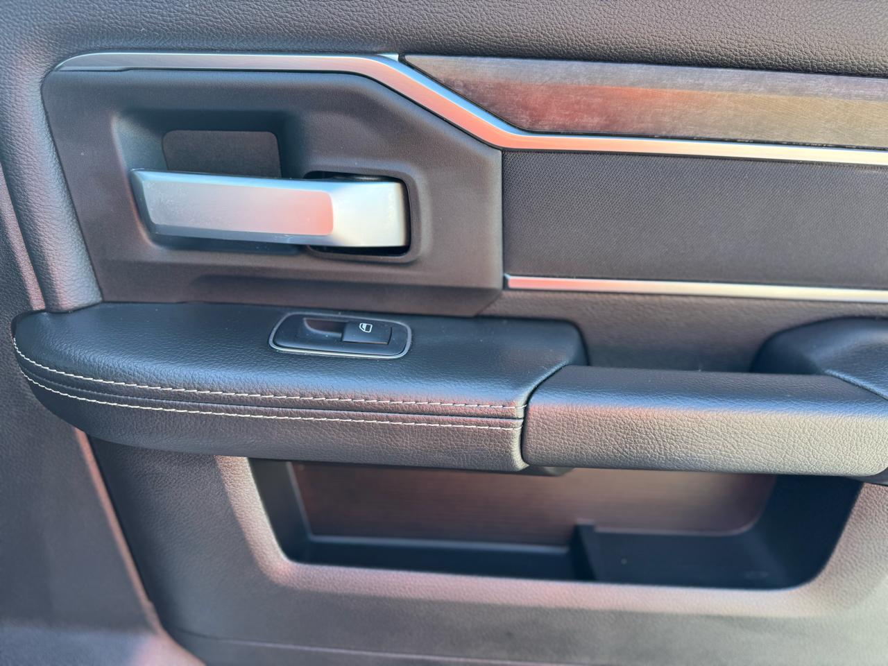 RAM 3500 Big Horn Crew Cab LWB 4WD DRW 2024