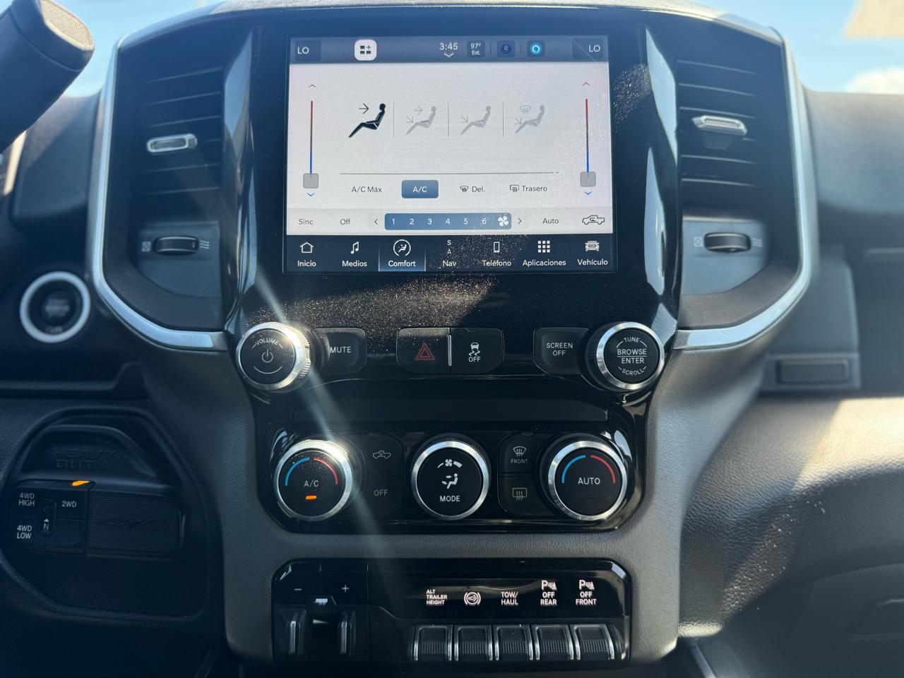 RAM 3500 Big Horn Crew Cab LWB 4WD DRW 2024