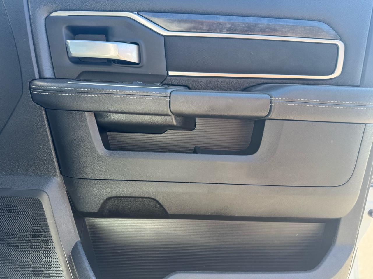 RAM 3500 Big Horn Crew Cab LWB 4WD DRW 2024